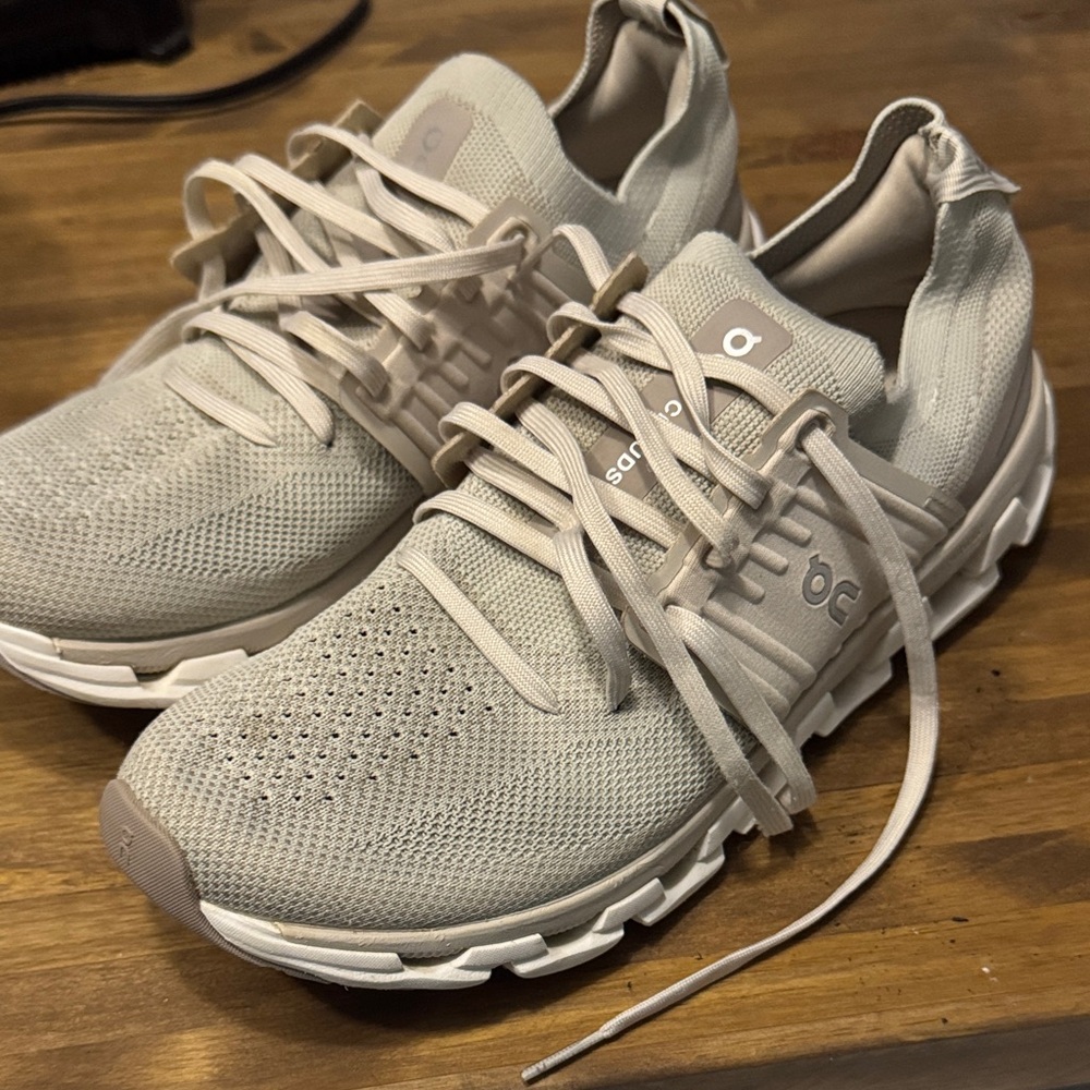 On Cloud Knit 3 Running Sneakers